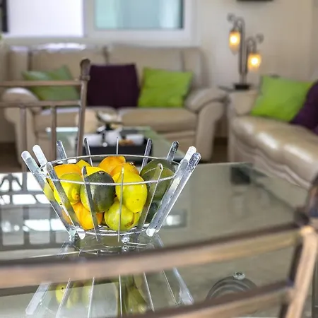 Βίλα Mesogeios 39 *