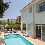 Villa Mesogeios 39 Paralimni