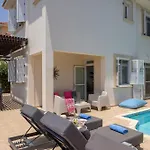 Mesogeios 39