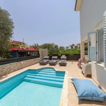 Mesogeios 39 * Paralimni