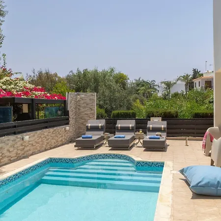 Mesogeios 39 Villa *