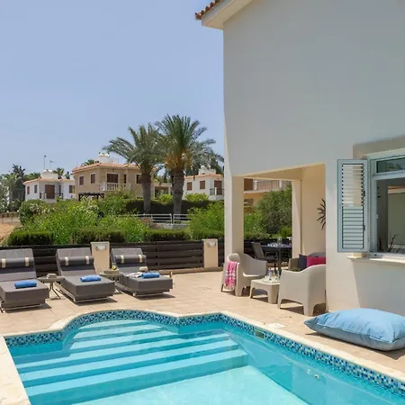 Mesogeios 39 Villa