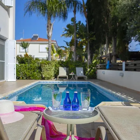 Mesogeios 39 Вилла *