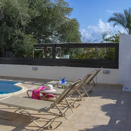 Mesogeios 39 Villa