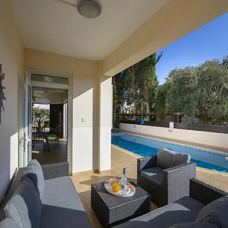 Villa Mesogeios 39 Paralimni