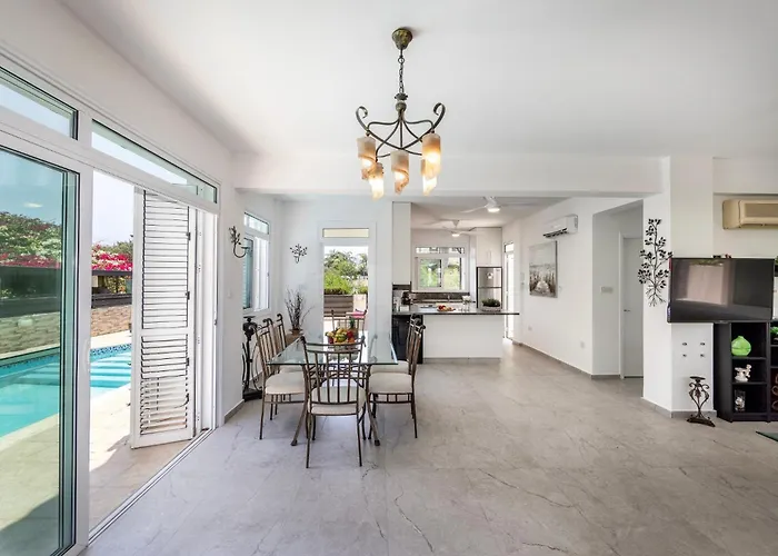 Mesogeios 39 빌라 파라림니